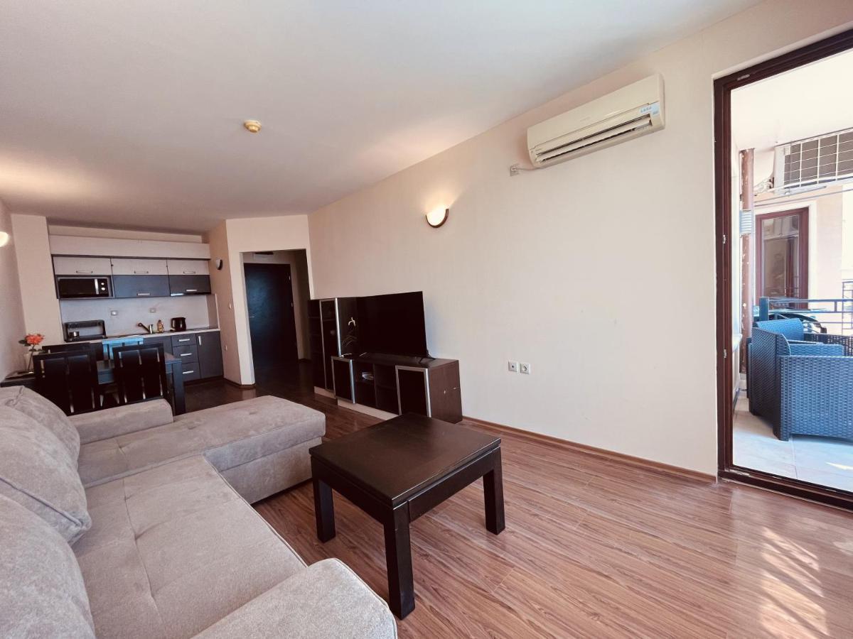 Sea View Front Golden Sands