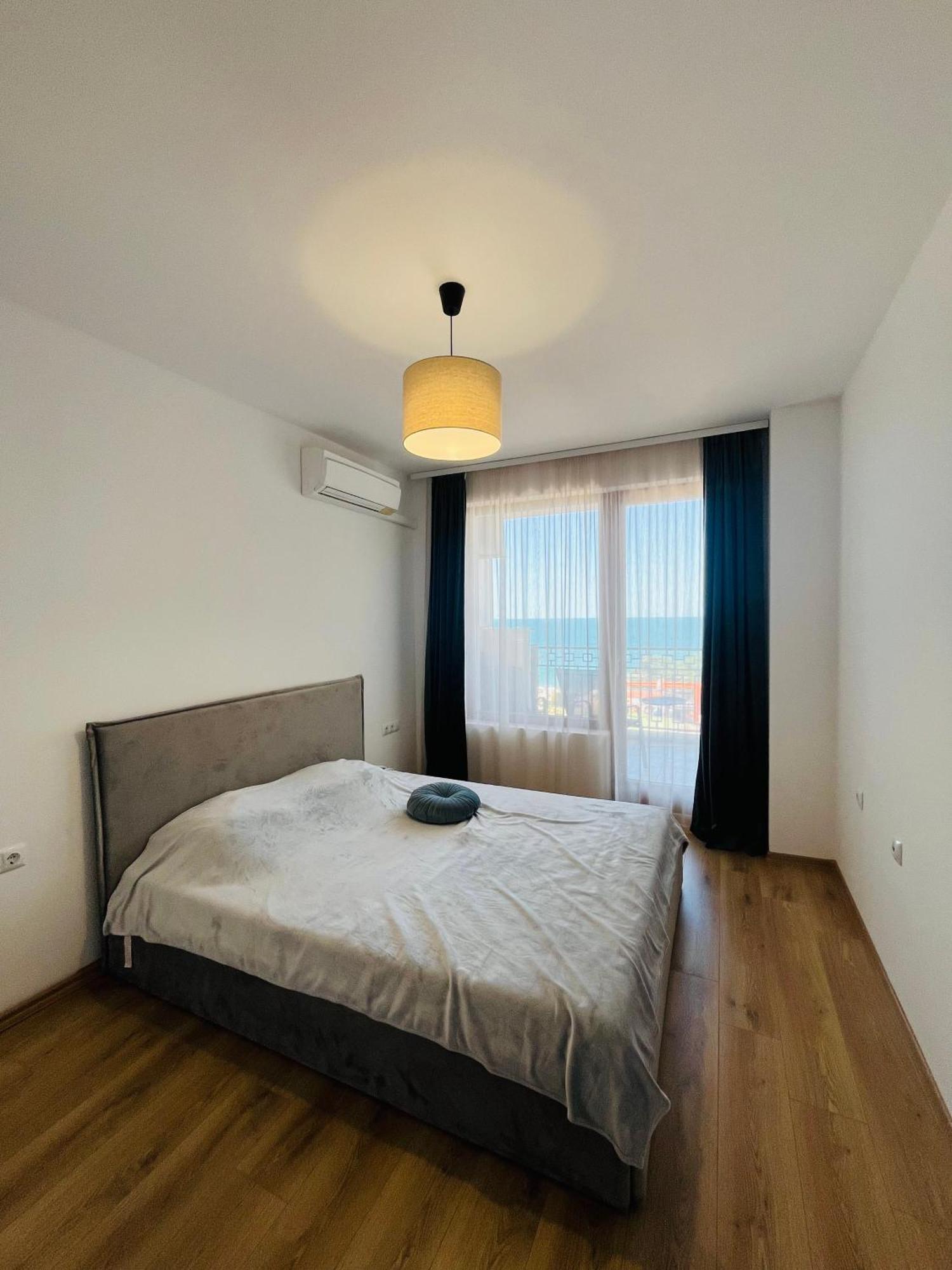 דירה Sea View Front