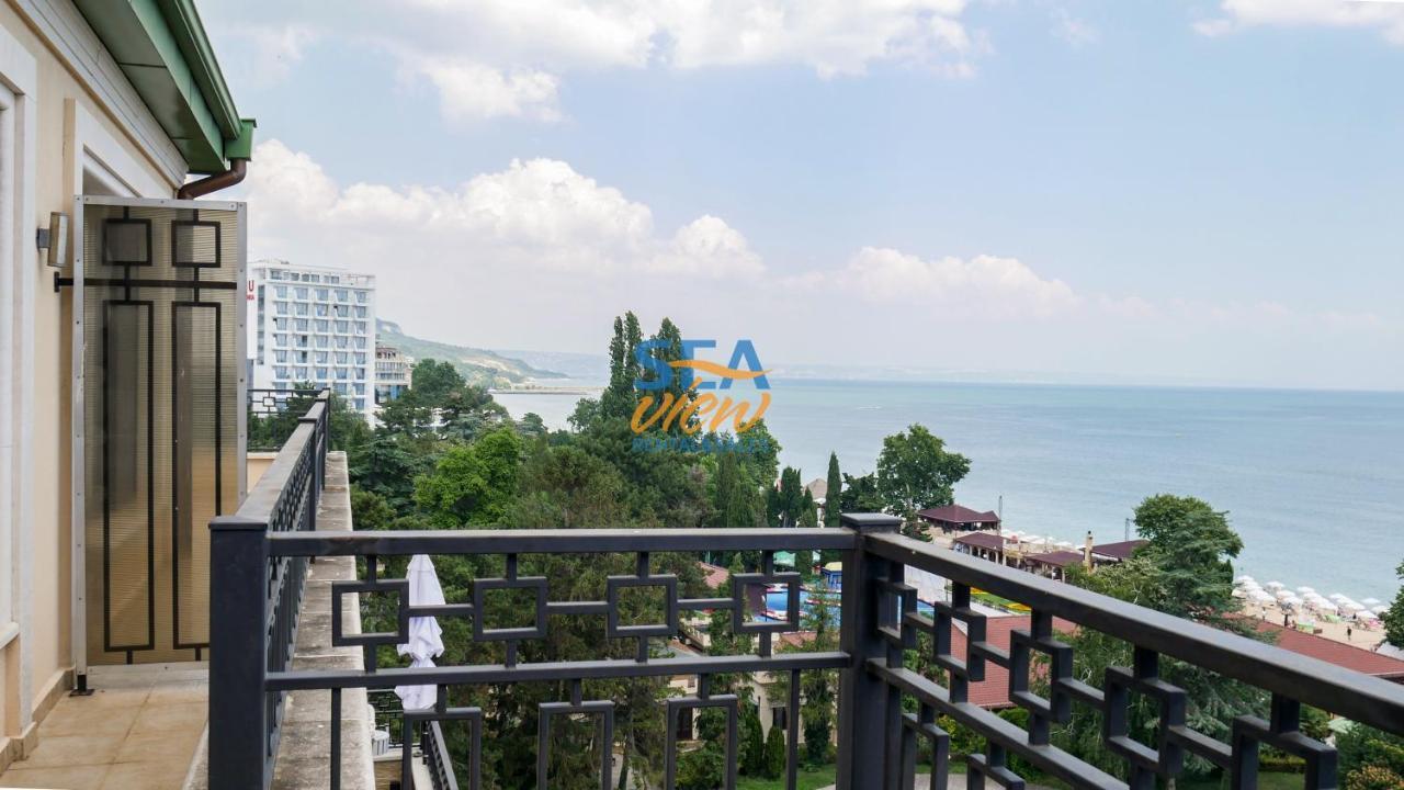 Sea View Front