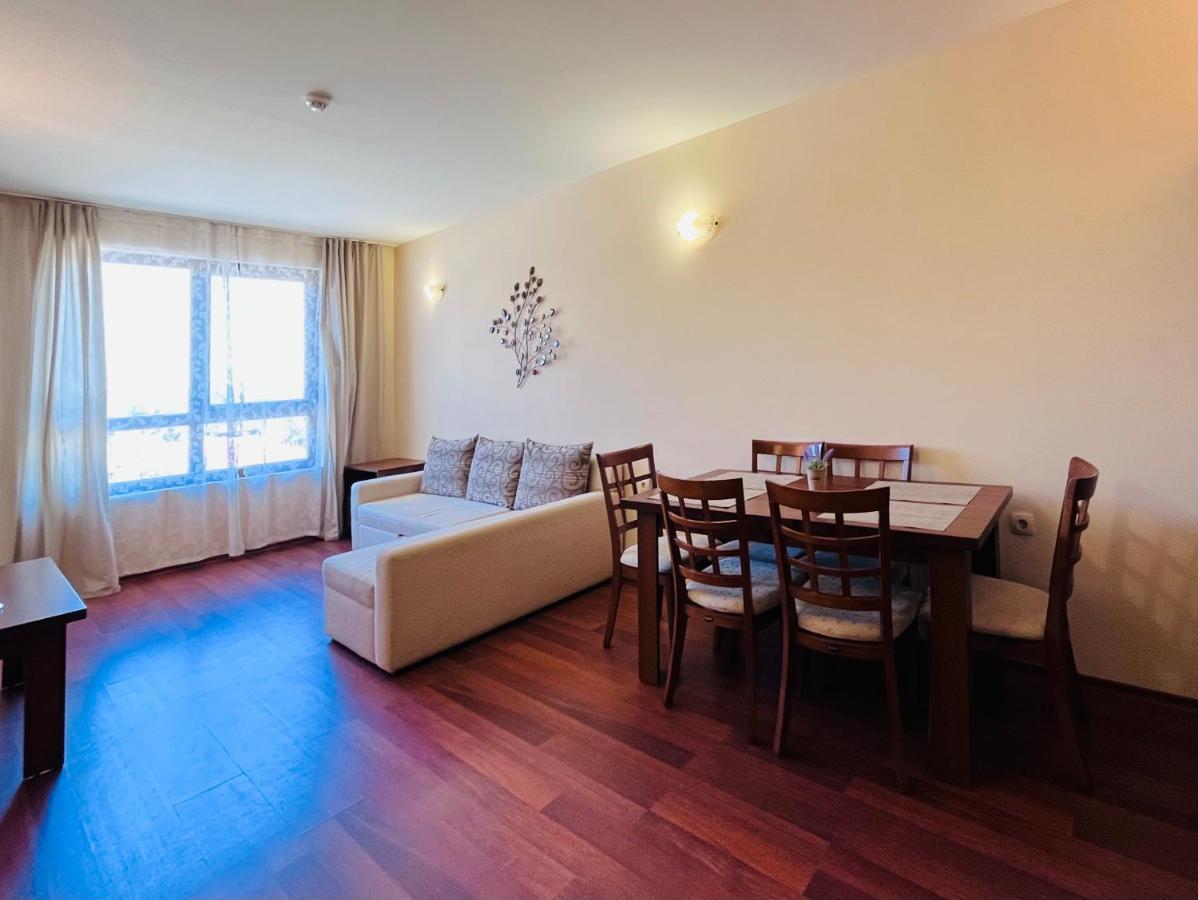 Sea View Front Apartment