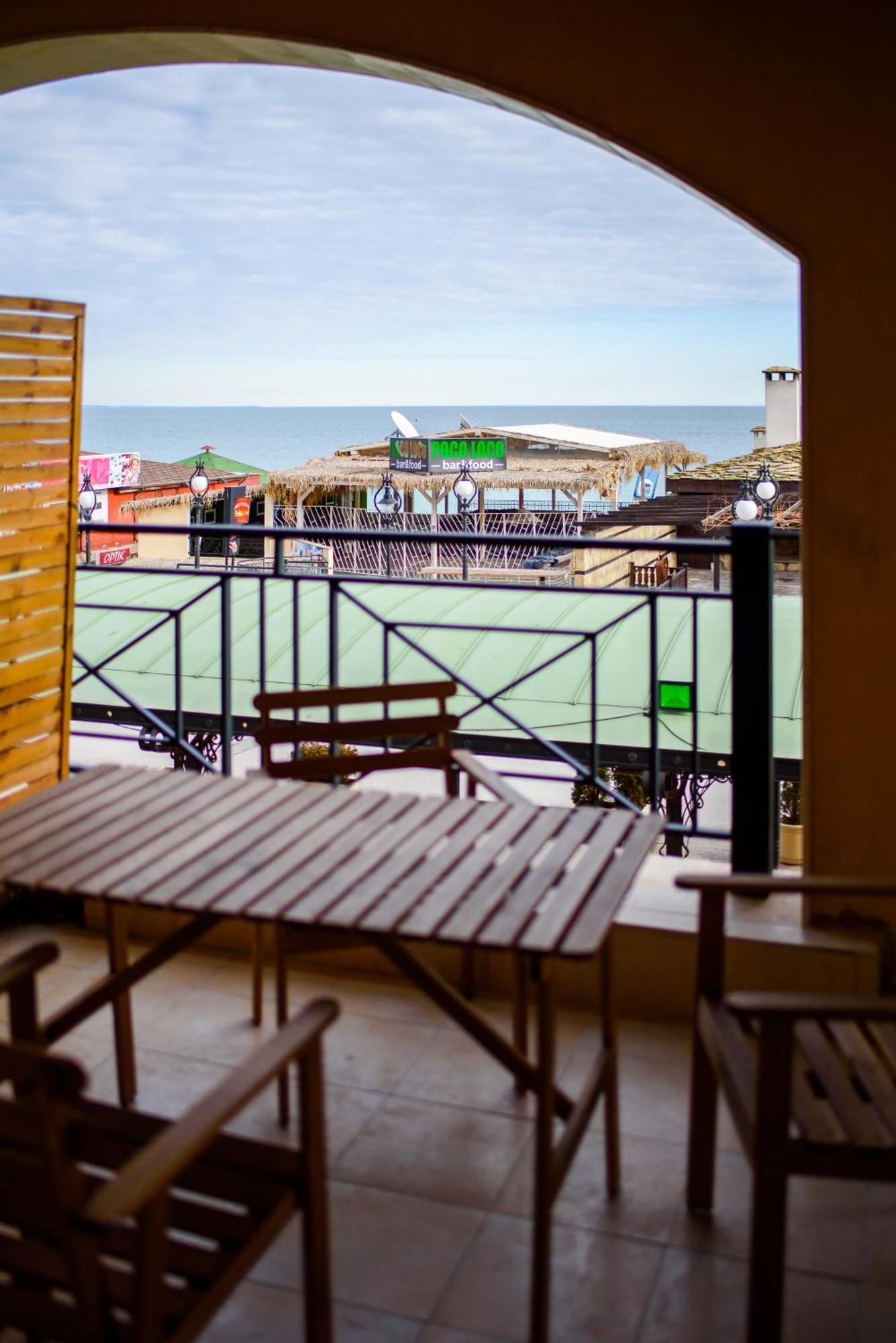 Sea View Front Apartment
